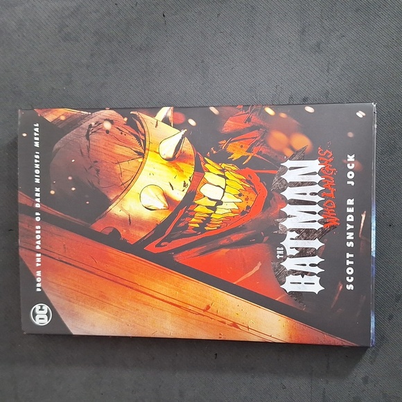 DC The Batman Who Laughs Graphic Novel - Red and Black Cover - Picture 1 of 5